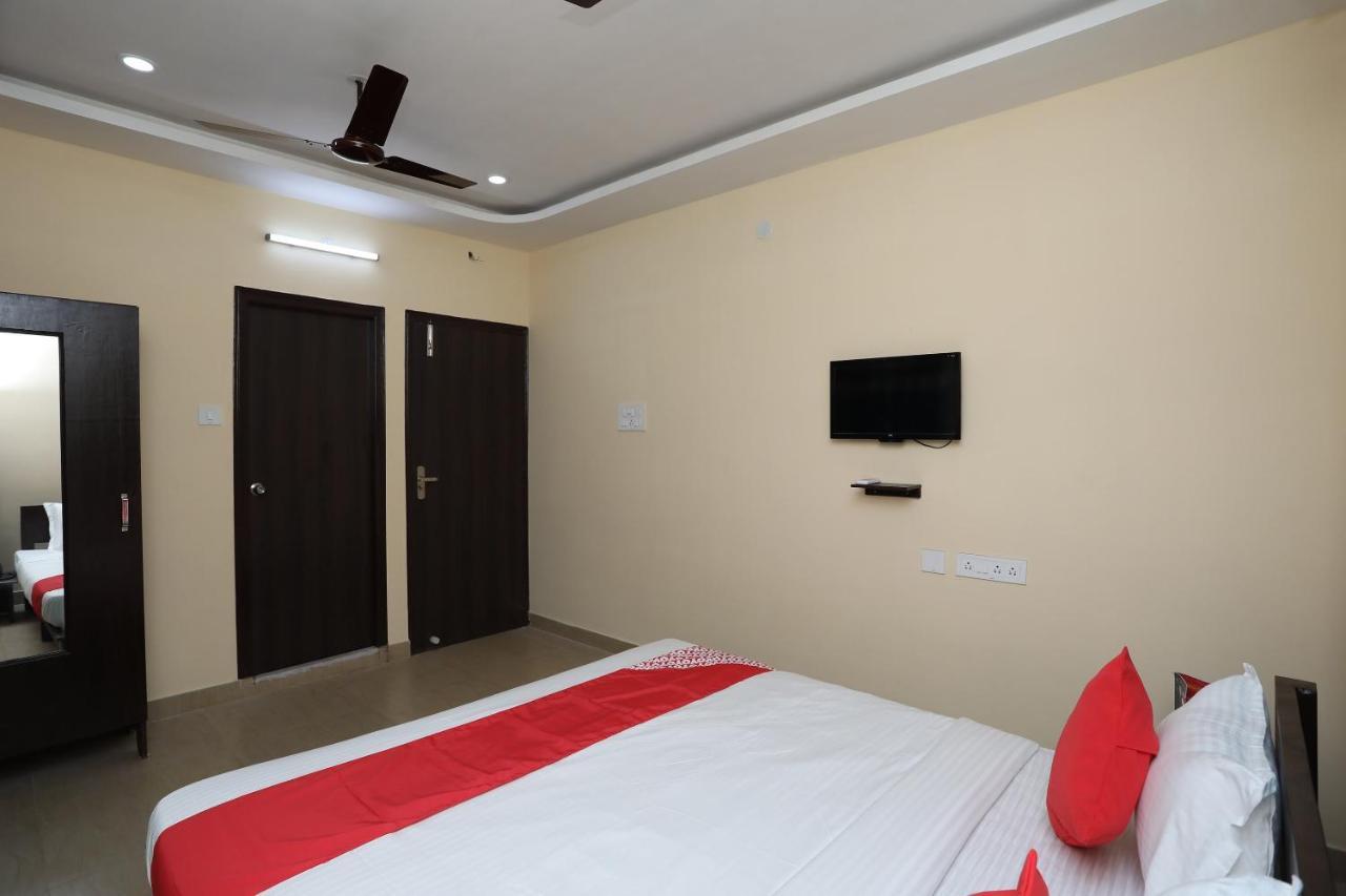 Oyo 17376 Happy Spring Inn Calcutta  Esterno foto